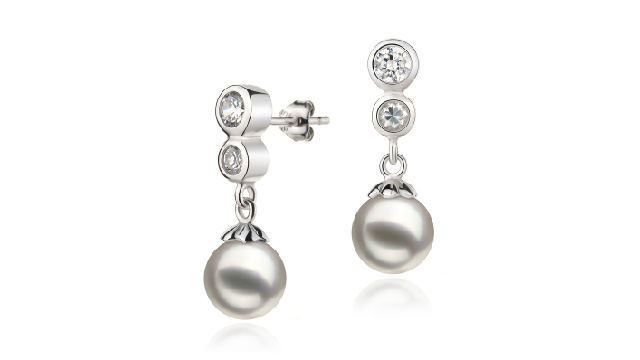 View Boucles d'oreilles Akoya japonaises blanches collection